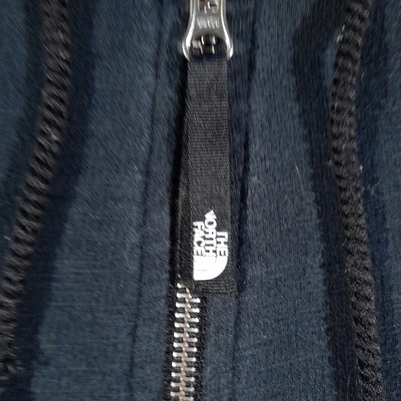 THE NORTH FACE Hoodie RARE Embroidered Size Medium black - Picture 6 of 13